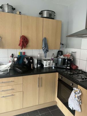 Room in a Shared House, Brookdale, L15 - Photo 1
