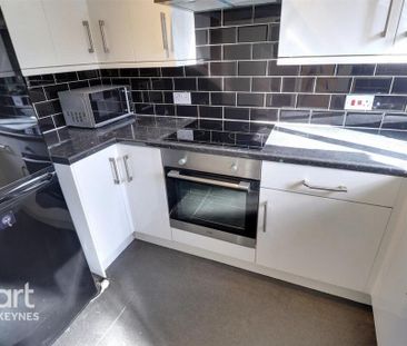 2 bedroom semi-detached house to rent - Photo 2