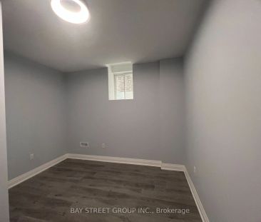 Detached Home For Lease | N9246341 - Photo 6