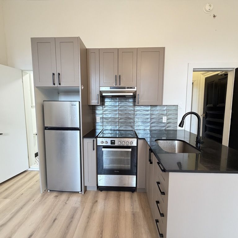 4½ Apartment – 2 Bedrooms - Photo 1
