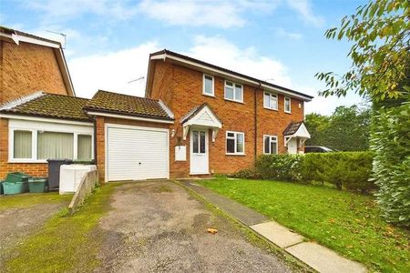 Chestnut Close, Theale, Reading, Berkshire, RG7 - Photo 3