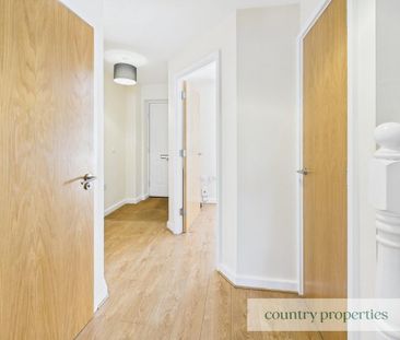 4 bedroom semi-detached house to rent - Photo 2