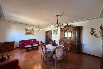 Porzione di bifamiliare in affitto