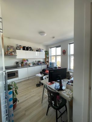 Noorderstationsstraat, Selwerderwijk, De Hoogte, Oude wijken, Groningen, Nederland, 9716 AP, Nederland - Photo 1