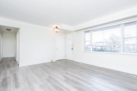 For Lease - 315 Bunting Road Unit# MAIN, St. Catharines, Ontario - Photo 2