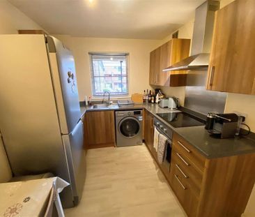 1 bedroom apartment to rent - Photo 2