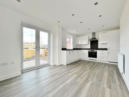 3 bedroom detached house to rent - Photo 5