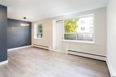 For Lease - 5 Hill Heights Road Unit# 107, Toronto, Ontario - Photo 3
