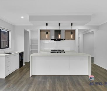 Brand New 4 Bedroom House For Lease @500 P/W Next to Shopping Cente... - Photo 2