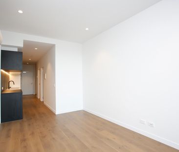 213/443 Upper Heidelberg Road, Ivanhoe VIC 3079 - Apartment For Ren... - Photo 3