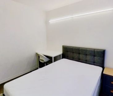 2 Bed 1 Bath - Master Bedroom - Photo 6