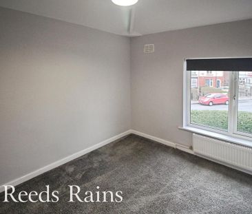 2 bedroom semi-detached house to rent - Photo 3