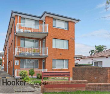 Ground Floor Renovated Apartment - Photo 6