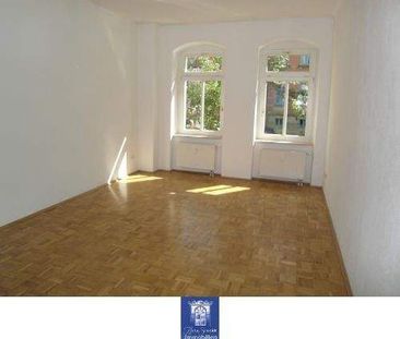 Perfekte Wohlfühlwohnung mit Altbaucharme! Parkett und Wannenbad! - Foto 2