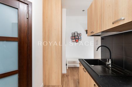 Przytulna kawalerka niedaleko ul. Lubicz - Zdjęcie 5