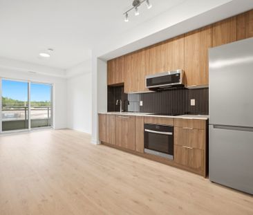 For Lease - 2501 Saw Whet Boulevard Unit# 224, Oakville, Ontario - Photo 4