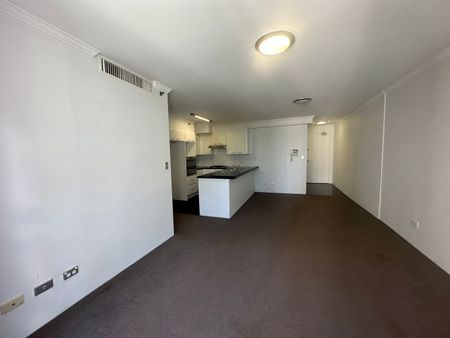 158/14 Brown Street, 2067, Chatswood Nsw - Photo 3