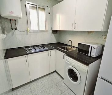 Calle Ferrobús, Sevilla, Andalusia 41009 - Photo 2