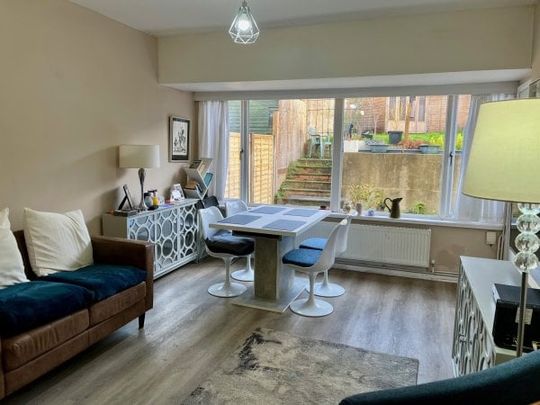 Sandhurst Park, Tunbridge wells. - Photo 1