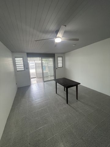 Location Appartement 2 pièces 43m² LE PORT 97420 - Photo 3