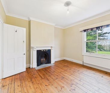 4 bedroom detached house to rent - Photo 6