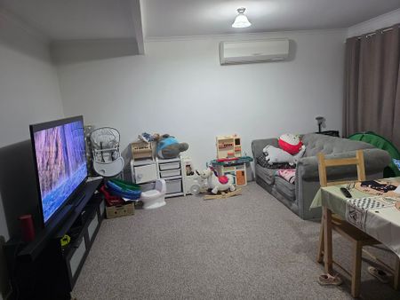 5-bedroom shared house, Glenview Av - Photo 2