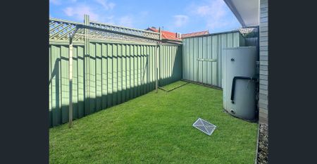 POSITION PERFECT! - Photo 3