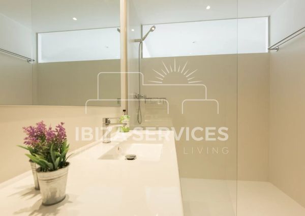 2.1 Aqua 2 Bedroom 2-bathroom apartment
