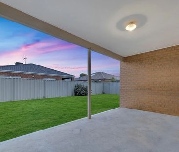 Modern Stunning Family Home! - Photo 6