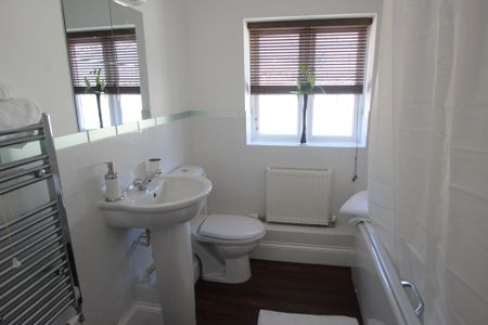 High Street, Northampton - Photo 4