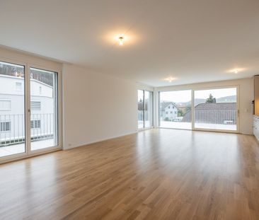 NEUBAU: 3.5 Zimmer-Genossenschaftswohnung im grünen Bubendorf! - Photo 1
