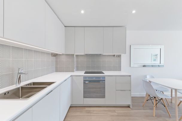 2 bedroom apartment to rent - Photo 1