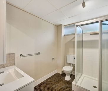 14/1 Burke Street, North Ward, Qld 4810 - Photo 6