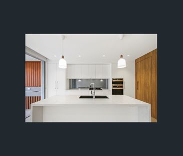 Luxury Duplex with State Of The Art Finnishes - Photo 5