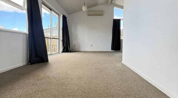 Warm Home & Move In Ready - Photo 1