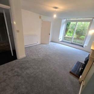 2 bedroom property to rent in Llandudno - Photo 1