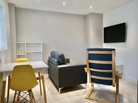 Apartment 2, 14 Deiniol Road - Photo 3