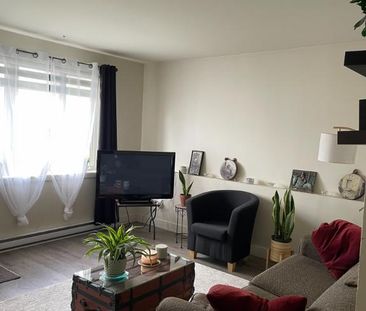 logement 5 et demie - Photo 1