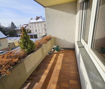 ERSTBEZUG NACH KOMPLETTSANIERUNG! - Photo 1