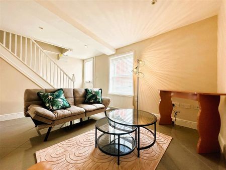 1 bedroom house to rent - Photo 2