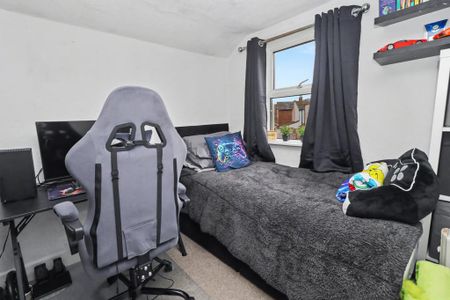 3 bedroom terraced house to rent - Photo 5