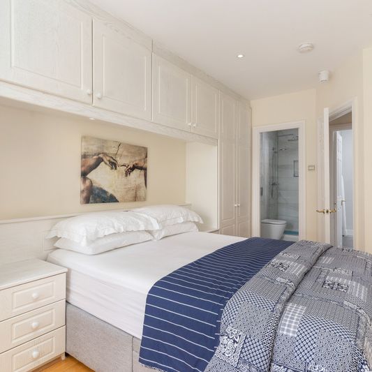 The Sweepstakes, Ballsbridge Park, Merrion Road, Dublin 4, D04 EV67 - Photo 1