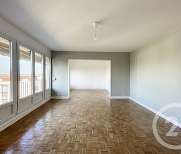 Location Appartement 3 pièces 75m² LA NEUVILLETTE 51100 - Photo 4