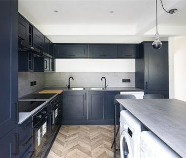 5 bedroom semi-detached house to rent - Photo 4