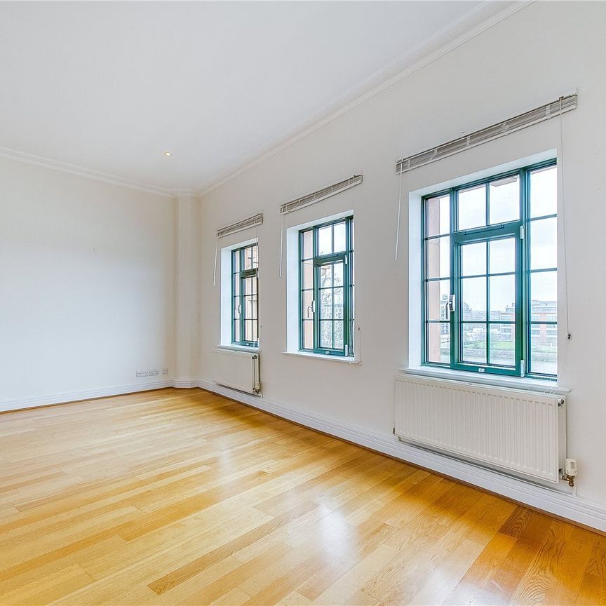 Somerville Avenue, Barnes, London, SW13 - Photo 1
