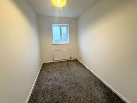 The Oak Field, Cinderford, GL14 - Photo 2