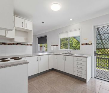 11 Petanne Street, Aspley QLD, Belconnen - Photo 2