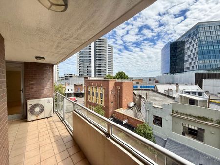 606/25 Bellevue Street, Newcastle West - Photo 5