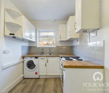2 bedroom terraced house to rent - Photo 4