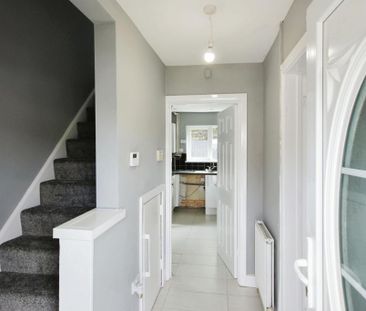 2 bedroom semi-detached house to rent - Photo 3